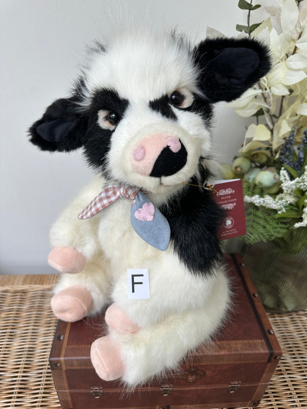 Milkshake Charlie Bears Plush Collection Cow