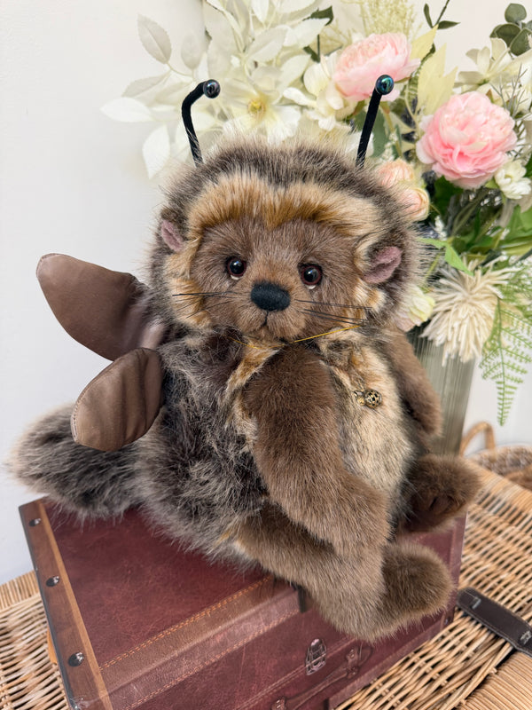 Tizzie Whizie Signature Collection Charlie Bears Limited Edition No 1420
