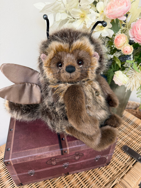 Tizzie Whizie Signature Collection Charlie Bears Limited Edition No 1416