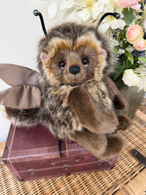 Tizzie Whizie Signature Collection Charlie Bears Limited Edition No 1416