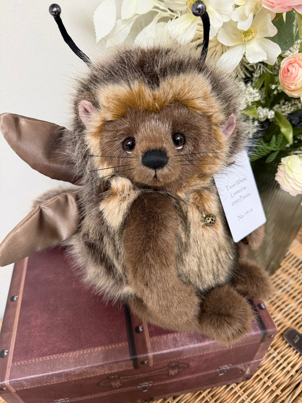 Tizzie Whizie Signature Collection Charlie Bears Limited Edition No 1418