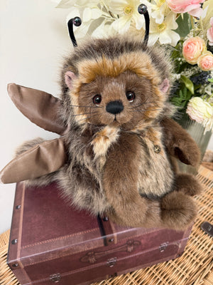 Tizzie Whizie Signature Collection Charlie Bears Limited Edition No 1418