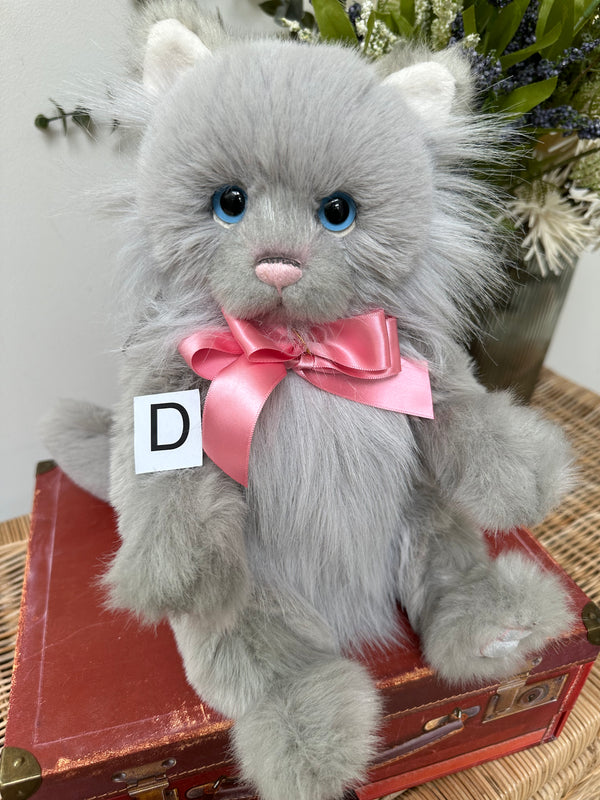 Dibbinsdale Charlie Bears Plush Collection Kitten Cat