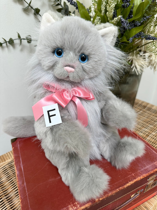Dibbinsdale Charlie Bears Plush Collection Kitten Cat