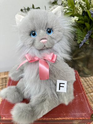 Dibbinsdale Charlie Bears Plush Collection Kitten Cat