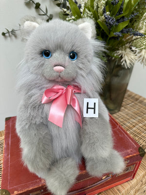 Dibbinsdale Charlie Bears Plush Collection Kitten Cat