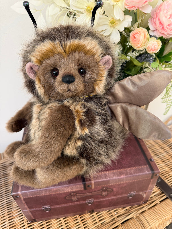 Tizzie Whizie Signature Collection Charlie Bears Limited Edition No 1233