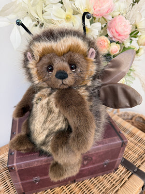 Tizzie Whizie Signature Collection Charlie Bears Limited Edition No 1221