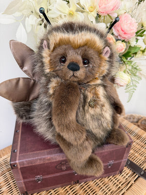 Tizzie Whizie Signature Collection Charlie Bears Limited Edition No 1221