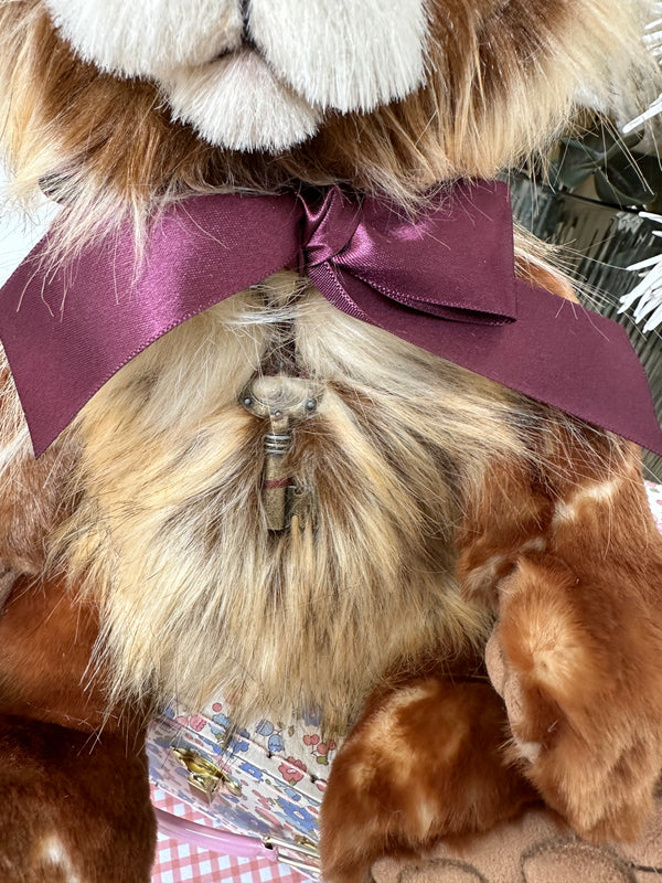 Charlie Bears Derek Plush Collection Teddy Bear
