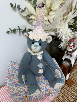 Gene Isabelle Collection Limited Edition Collectable Clown Bear No 181