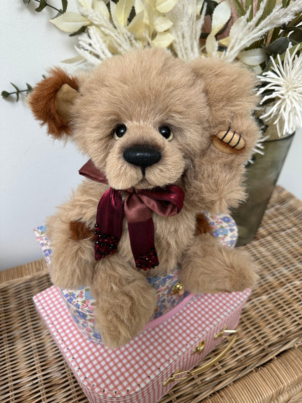 Totter Limited Edition Isabelle Collection Puppy Dog No 184