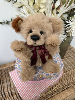 Totter Limited Edition Isabelle Collection Puppy Dog No 184