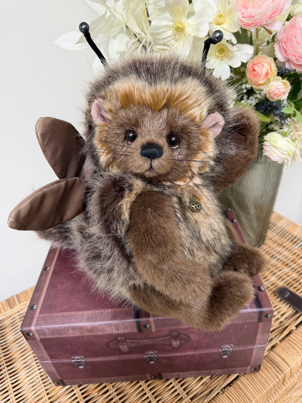 Tizzie Whizie Signature Collection Charlie Bears Limited Edition No 1388
