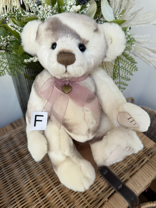 Lunnet Charlie Bears 2026 Plush Collection Teddy Bear