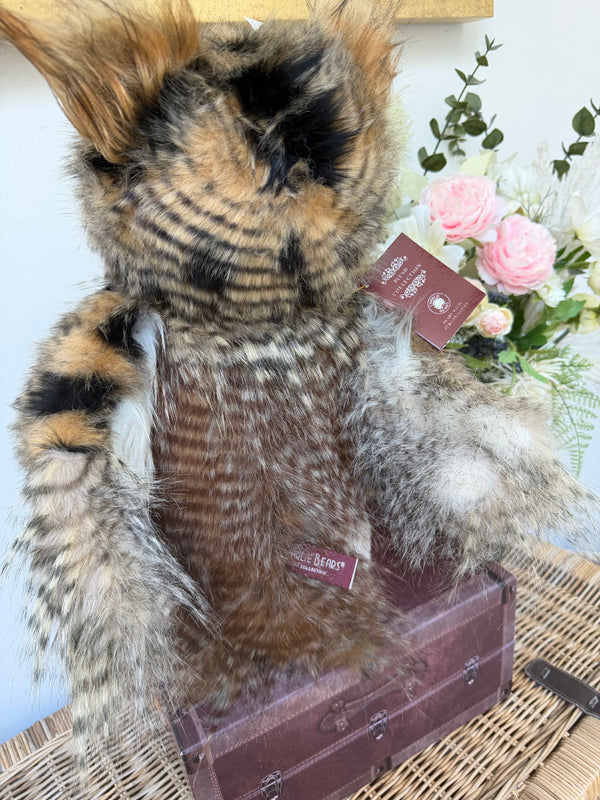 Group Captain Morris Charlie Bears Plush Collection Owl Option A