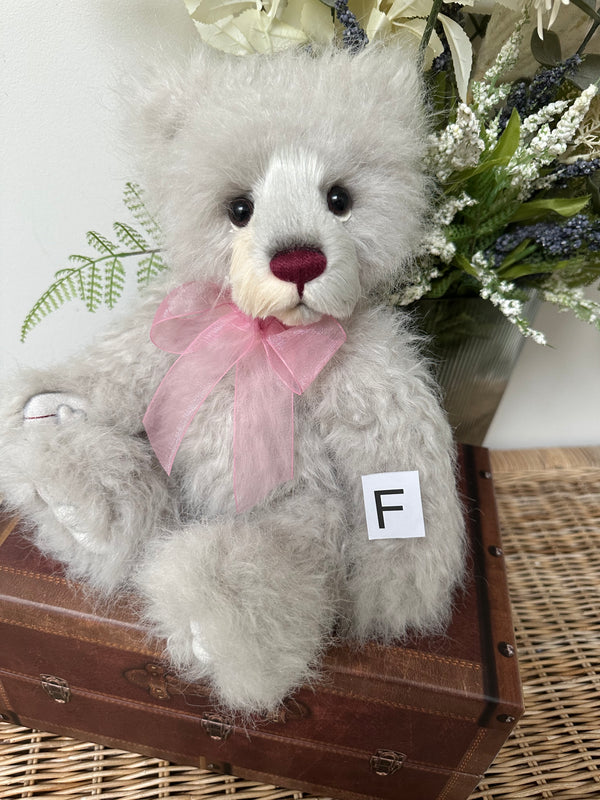 Rosienna Charlie Bears Plush Collection Teddy Bear