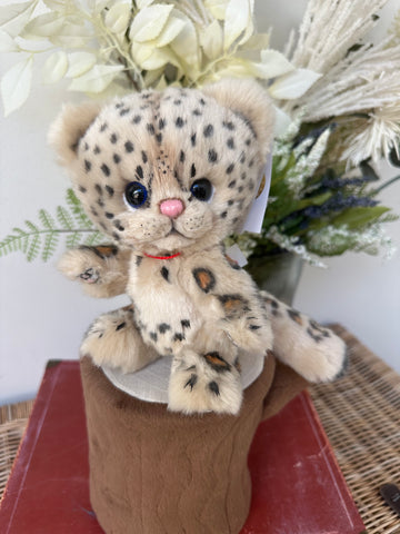 Snow Leopard Limited Edition Soft Plush Artist Collectable No 57