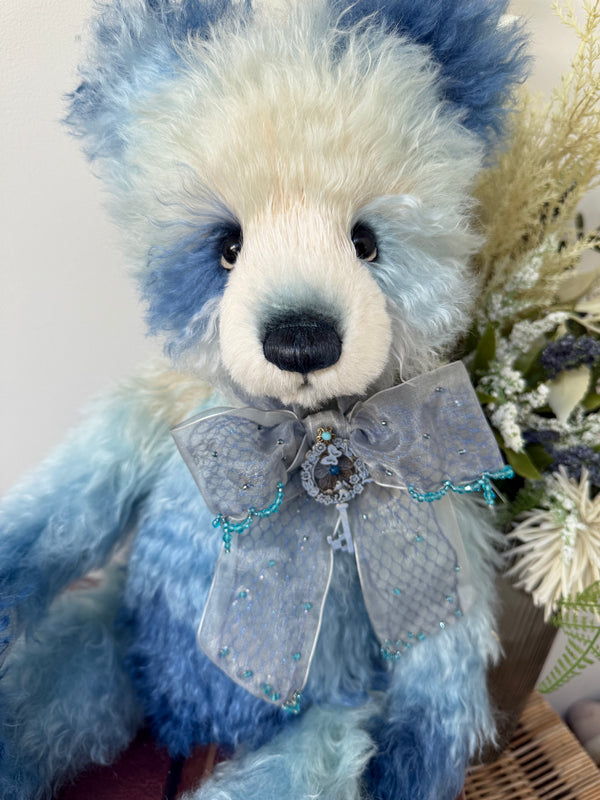 Atlantis Isabelle Collection Limited Edition Collectable Mohair Teddy Bear 170
