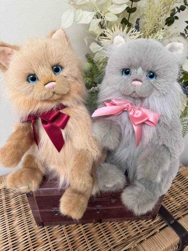Dibbinsdale Charlie Bears Plush Collection Kitten Cat