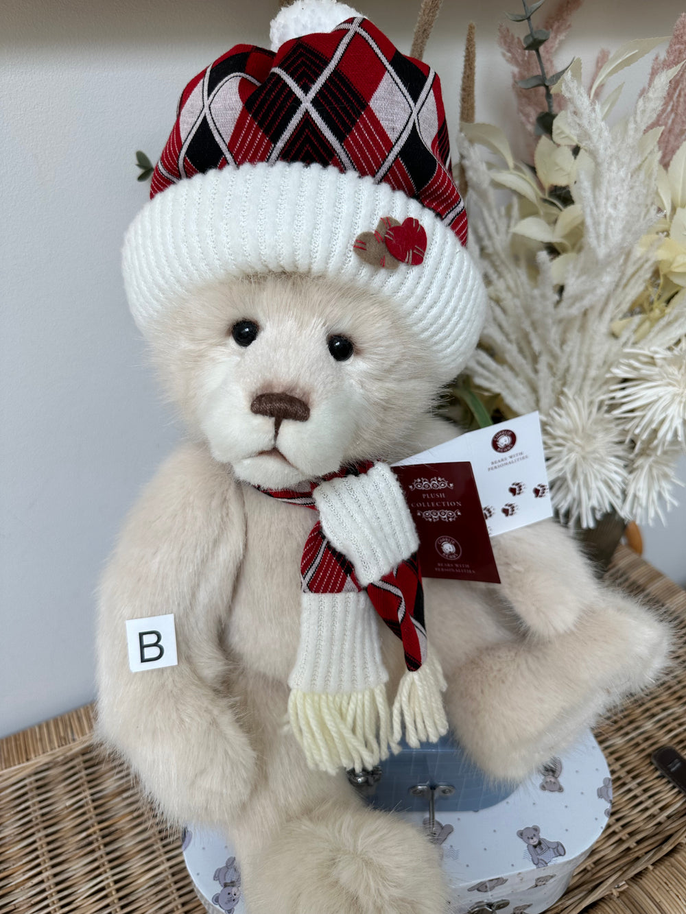 Cozy Charlie Bears Plush Collection Collectable Hatty Teddy Bear
