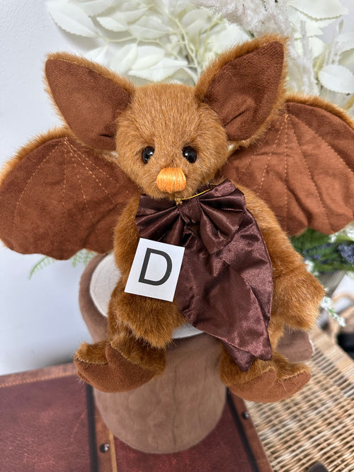 Pippy Strell Charlie Bears Plush Collection Bat