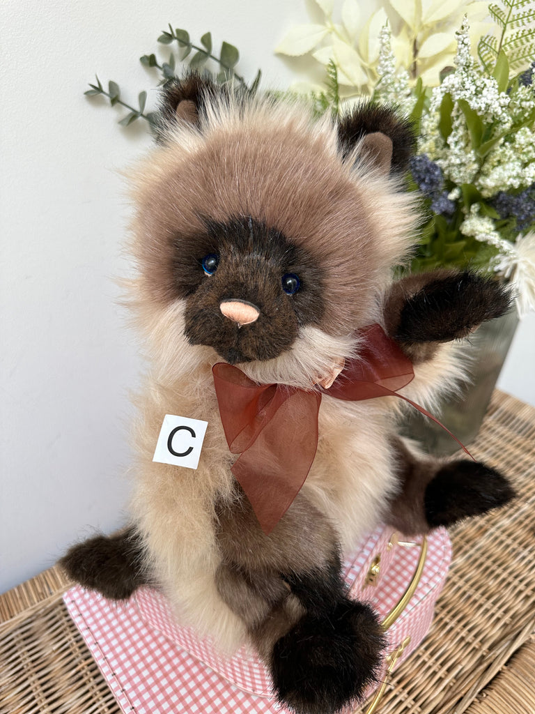 Queenie Plush Charlie Bears Ragdoll Kitten Cat – Lovely Bears