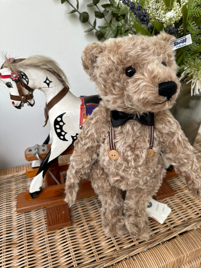 Frederic 34cm Steiff Mohair Teddy Bear with Growler & Bow tie. – Lovely ...