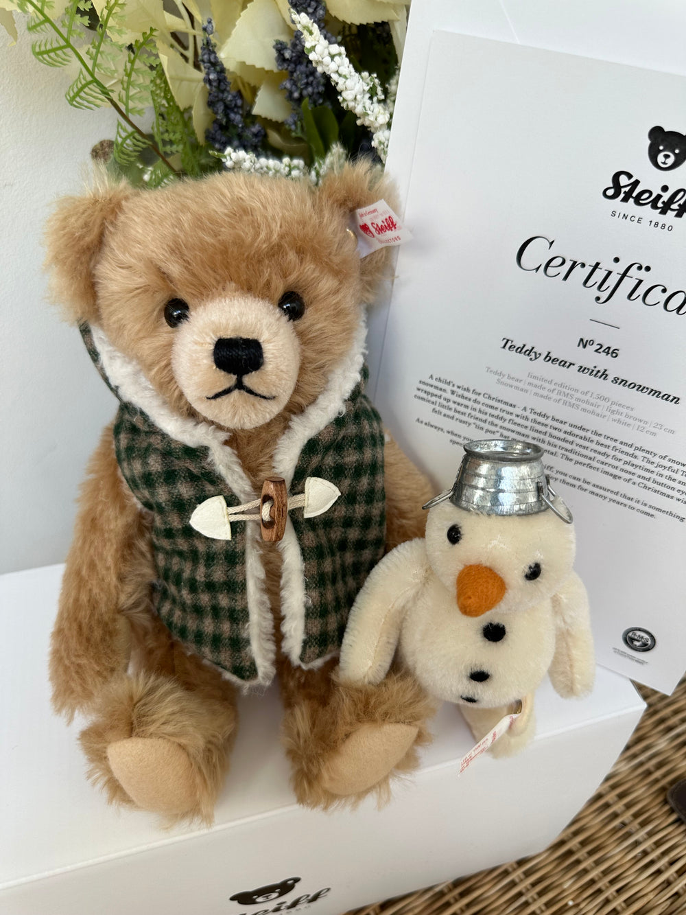 Teddy Bear with Snowman Steiff Limited Edition Christmas New Release No 246