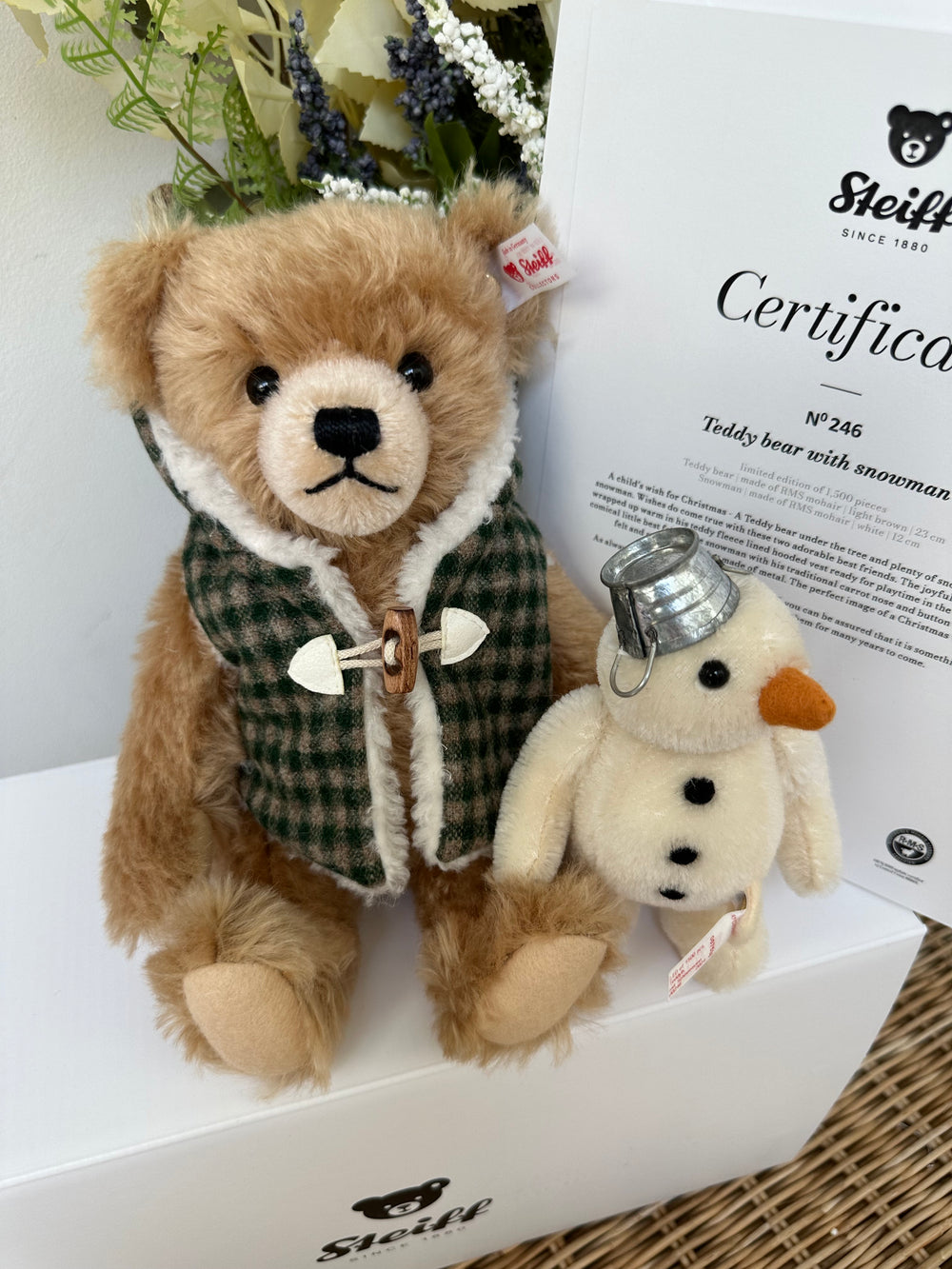 Teddy Bear with Snowman Steiff Limited Edition Christmas New Release No 246