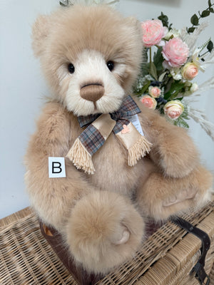 Jakub Charlie Bears 2026 Plush Collection Plumo Teddy Bear