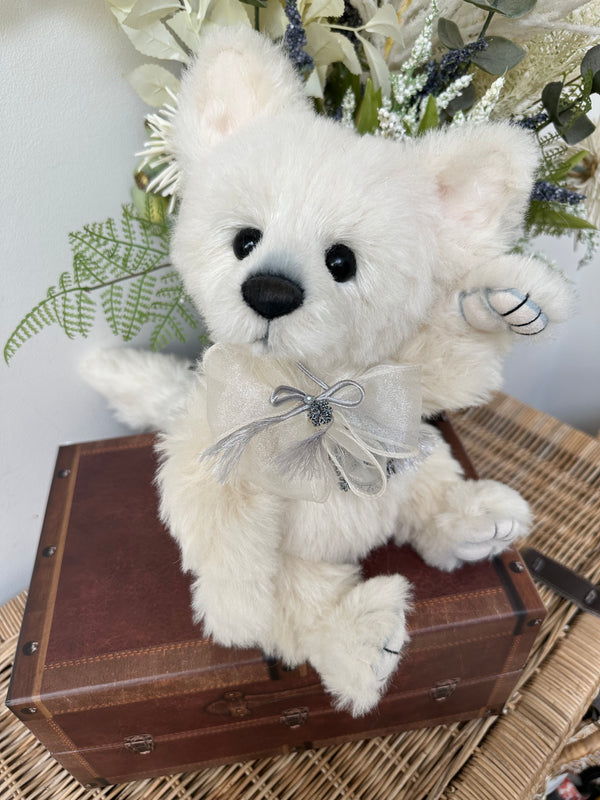 Uno Isabelle Charlie Bears Limited Edition Mohair Fox No 238