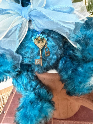 Narnia Charlie Bears Isabelle Collection Limited Edition No 256