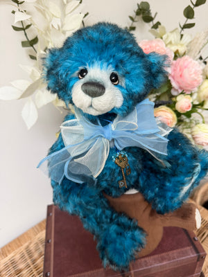 Narnia Charlie Bears Isabelle Collection Limited Edition No 256