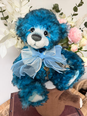 Narnia Charlie Bears Isabelle Collection Limited Edition No 256