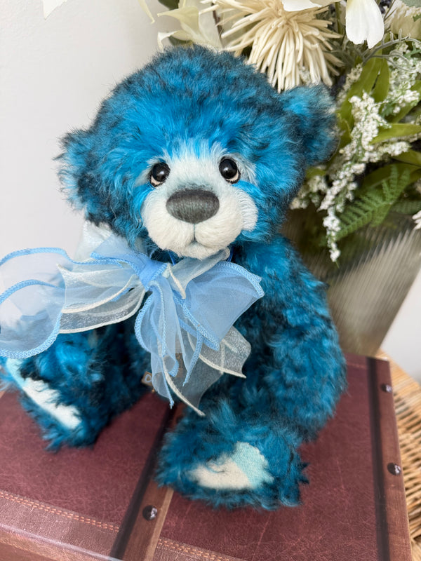 Narnia Charlie Bears Isabelle Collection Limited Edition No 256