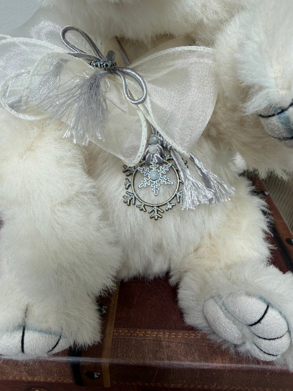 Uno Isabelle Charlie Bears Limited Edition Mohair Fox No 240