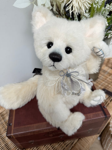 Uno Isabelle Charlie Bears Limited Edition Mohair Fox No 240
