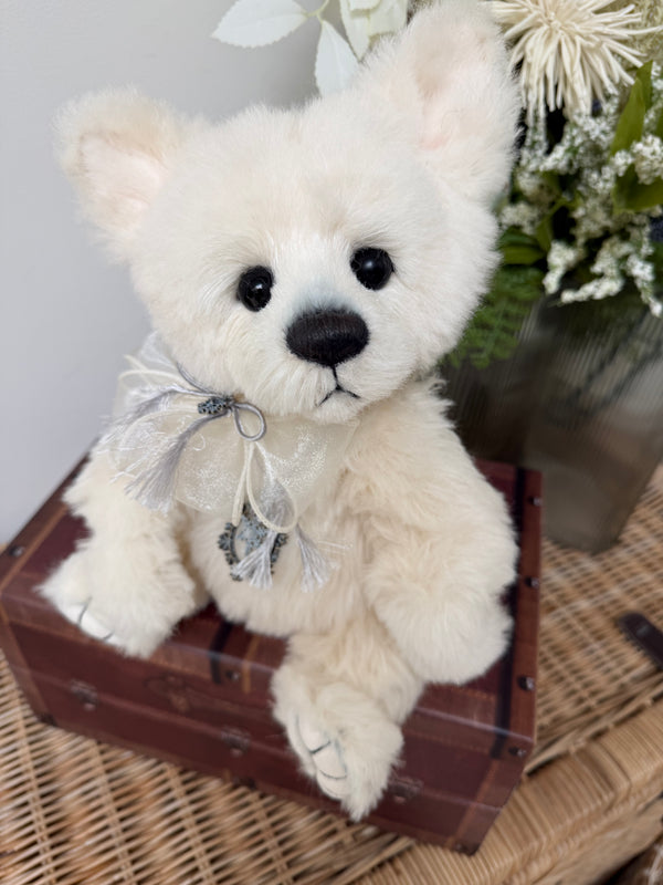 Uno Isabelle Charlie Bears Limited Edition Mohair Fox No 240