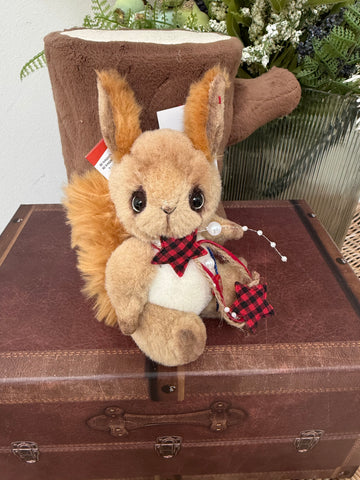 Squirrel Fussell Beige & While Clemens Christmas Limited Edition Collectable No 2