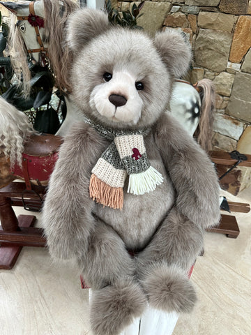 Charlie Bears – Lovely Bears