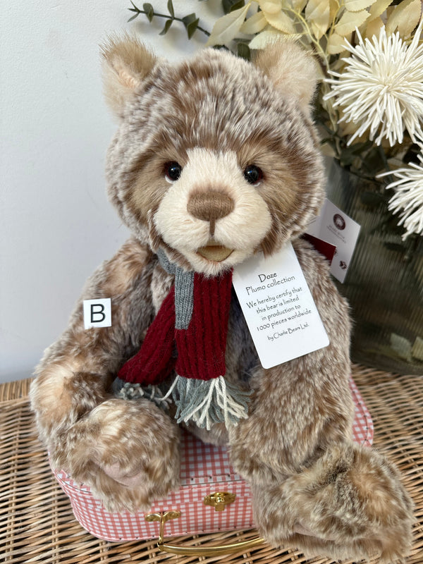Doze Charlie Bears Plush Collection Plumo Giggler Teddy Bear