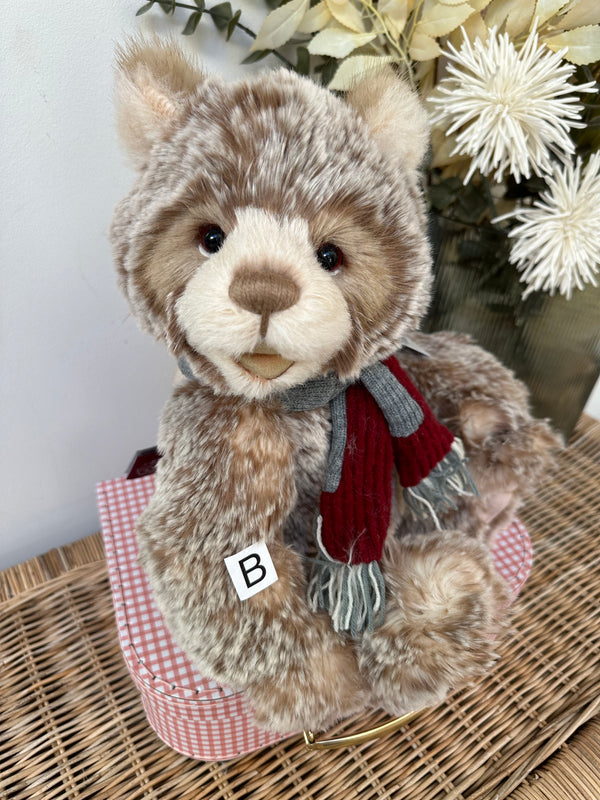 Doze Charlie Bears Plush Collection Plumo Giggler Teddy Bear