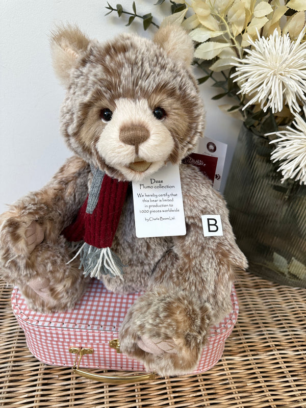 Doze Charlie Bears Plush Collection Plumo Giggler Teddy Bear