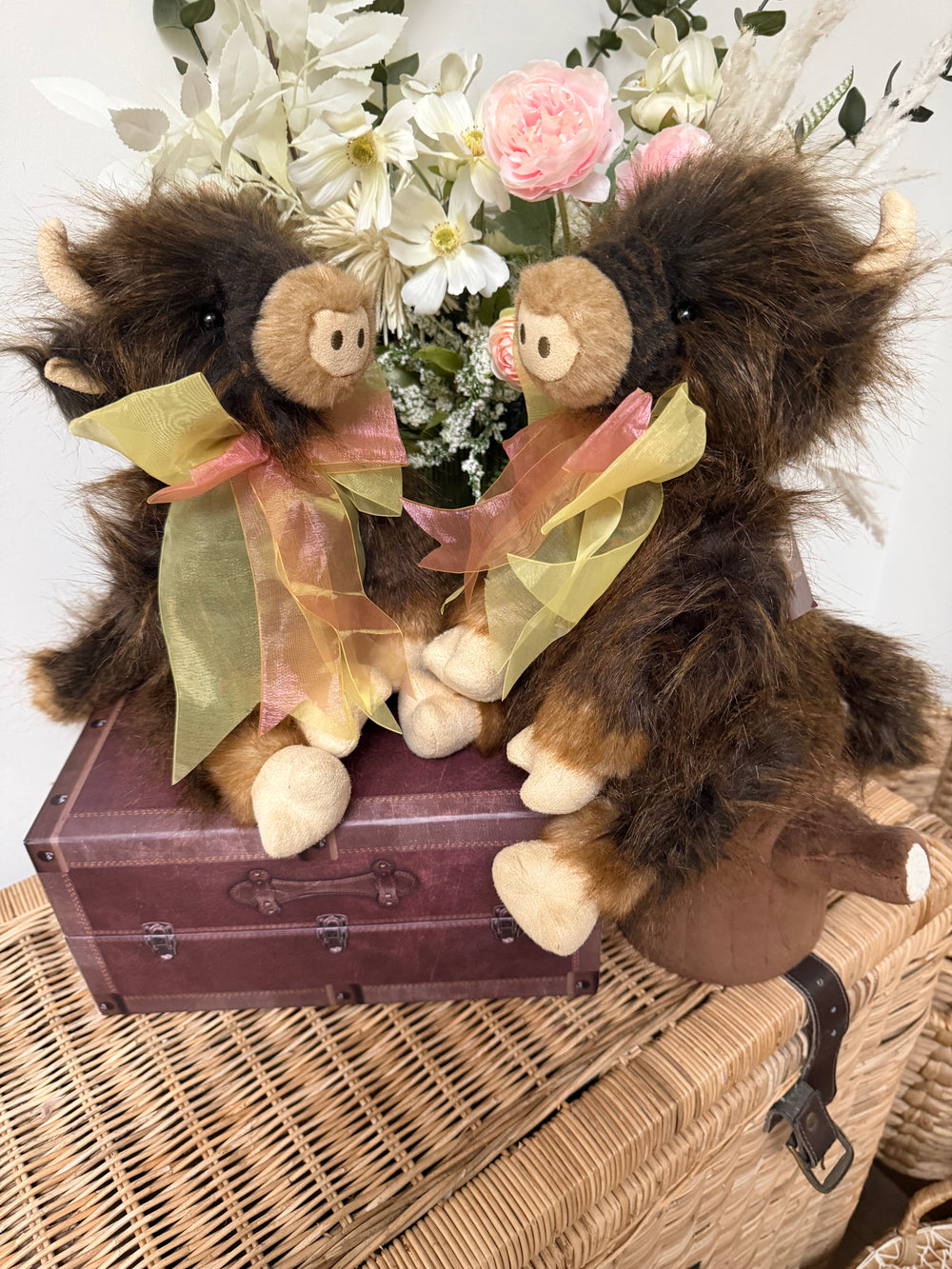 Hilltop Charlie Bears Plush Collection Highland Cow