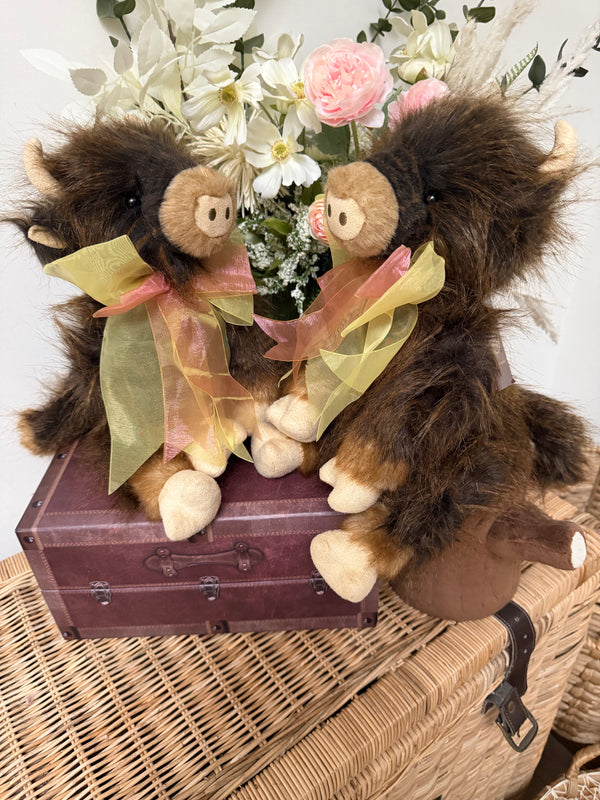 Hilltop Charlie Bears Plush Collection Highland Cow
