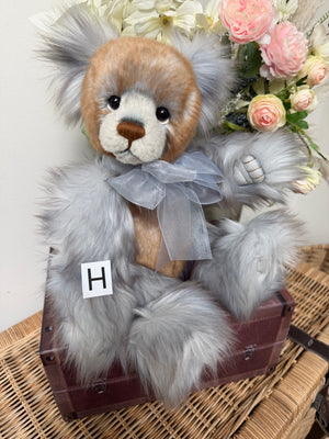 Avalon Charlie Bears Plush Collection Collectable Teddy Bear
