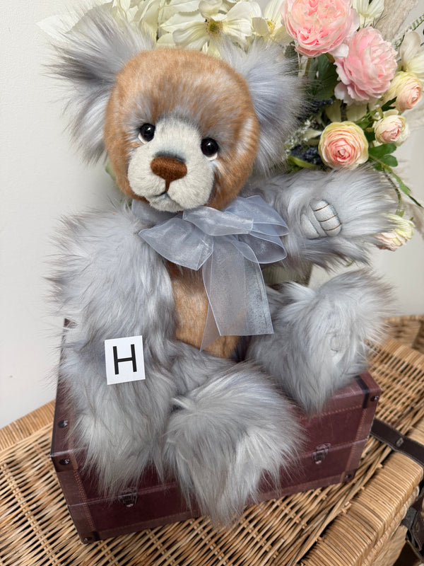 Avalon Charlie Bears Plush Collection Collectable Teddy Bear