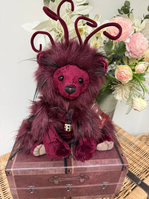 Beetle Bear Charlie Bears The Labyrinth Plush Collection No 832