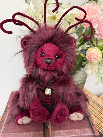 Beetle Bear Charlie Bears The Labyrinth Plush Collection No 712